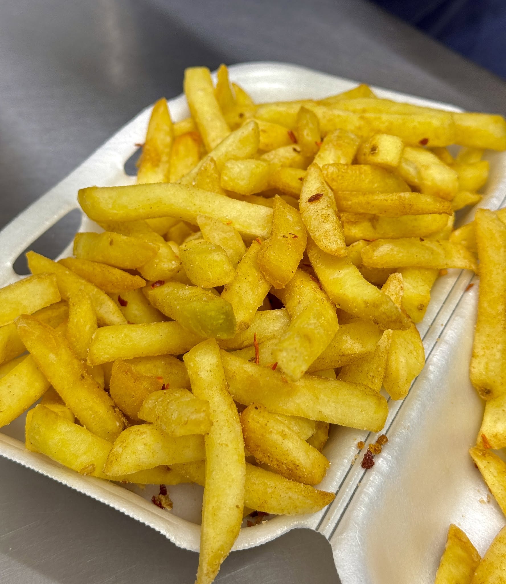 Salt and pepper chips with chilli seasoning